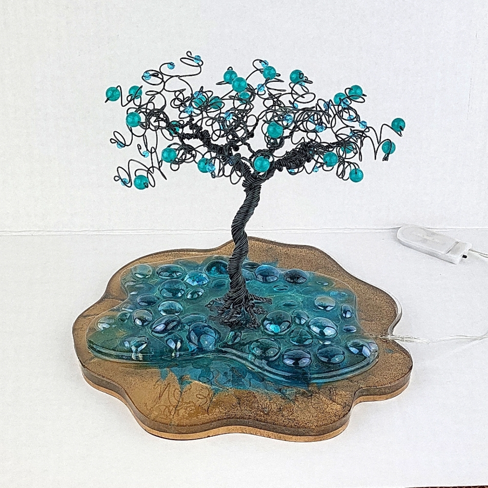 Hanna's SunTrees wire art trees. - Picture 3 of 8